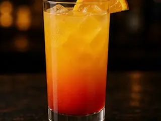 Negroni en la carta de Lunzar Bar Alicante